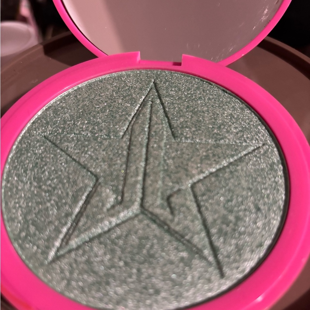 Jeffree Star Green Highlighter
